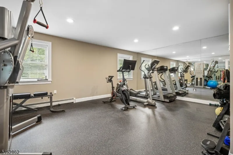 3 Forest Hill Dr Sparta, NJ 07871