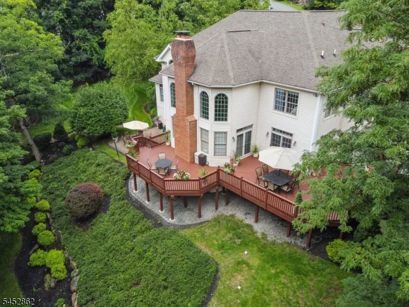3 Forest Hill Dr Sparta, NJ 07871