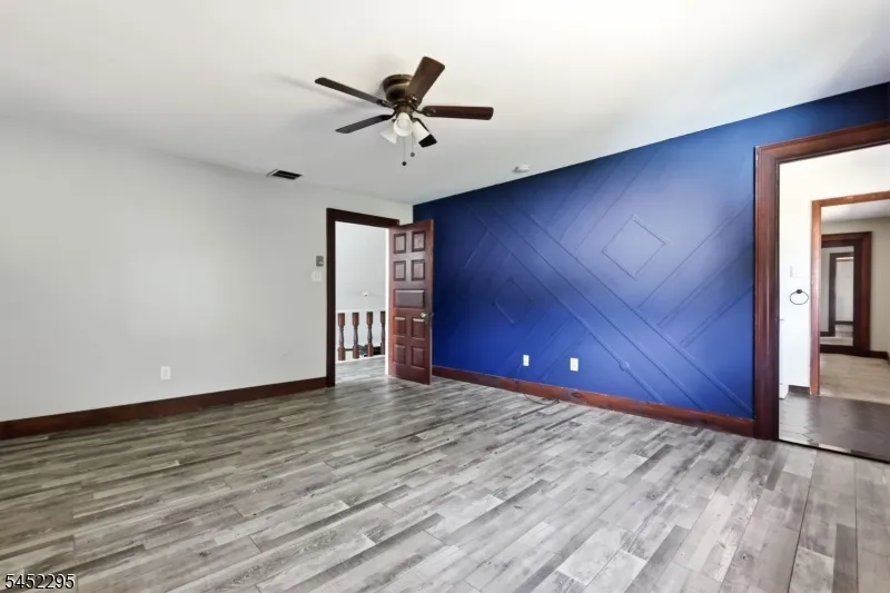 319 Oaklawn Ave Oaklyn, NJ 08107