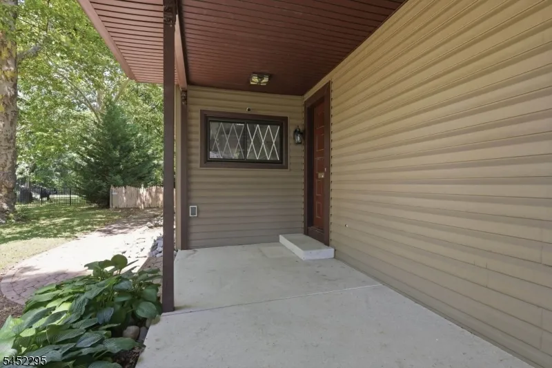 319 Oaklawn Ave Oaklyn, NJ 08107