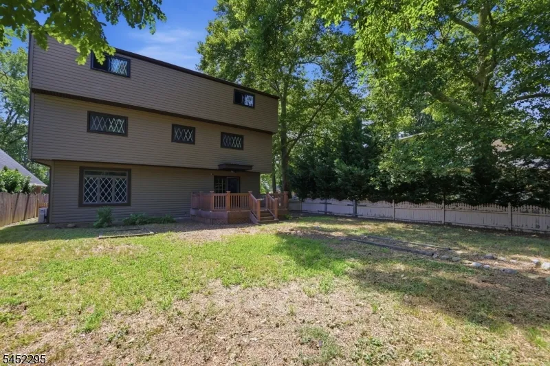 319 Oaklawn Ave Oaklyn, NJ 08107