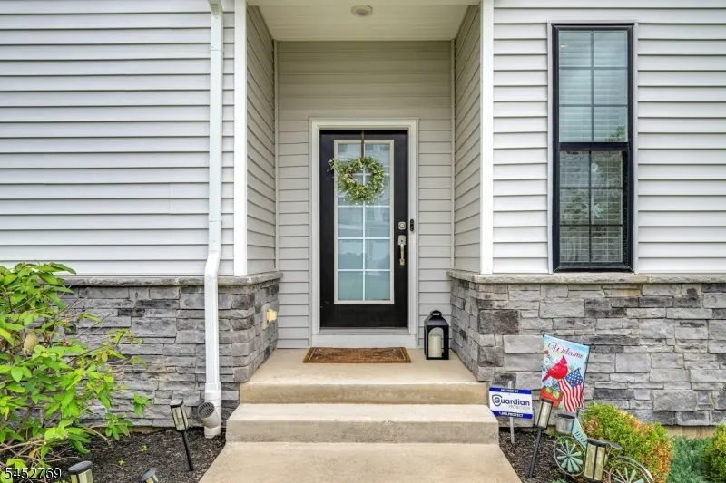49 Whitney Ave Morris Plains, NJ 07950