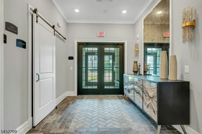 49 Whitney Ave Morris Plains, NJ 07950