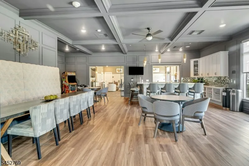 49 Whitney Ave Morris Plains, NJ 07950