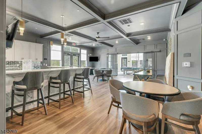 49 Whitney Ave Morris Plains, NJ 07950