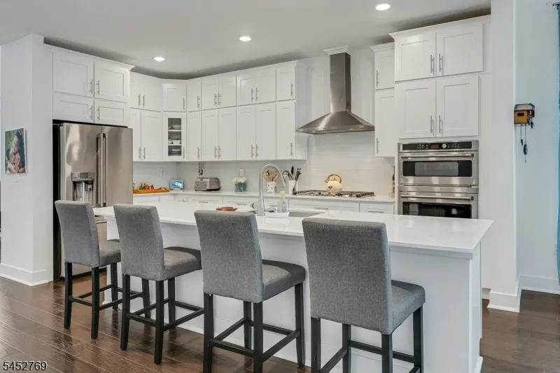 49 Whitney Ave Morris Plains, NJ 07950