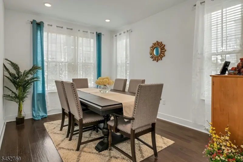 49 Whitney Ave Morris Plains, NJ 07950