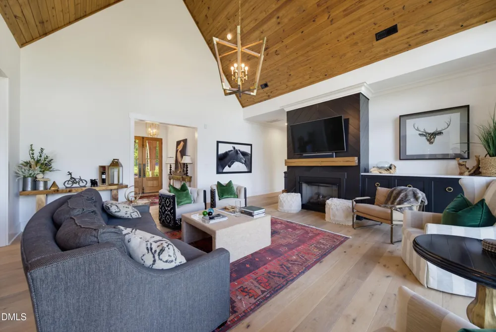 935 Estate Road Semora, NC 27343