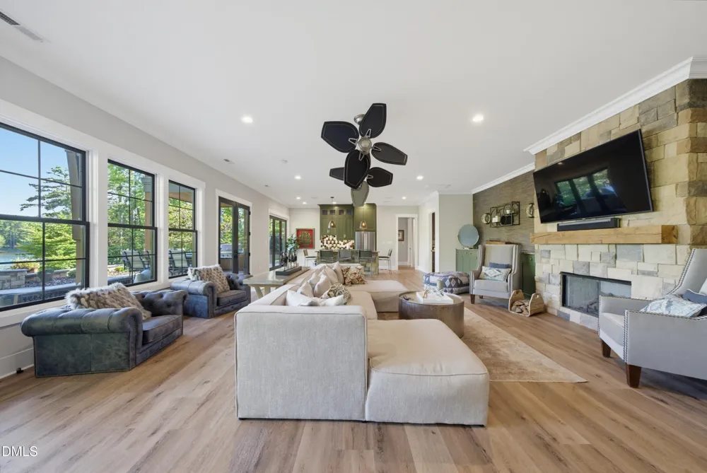 935 Estate Road Semora, NC 27343