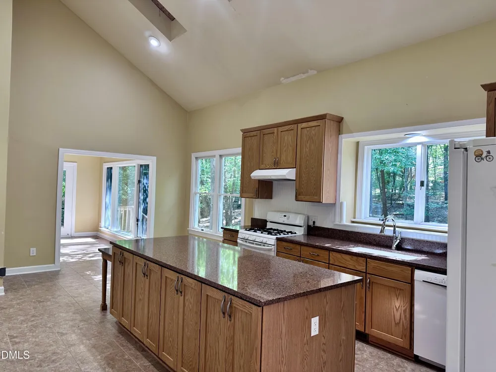 628 Spindlewood Pittsboro, NC 27312