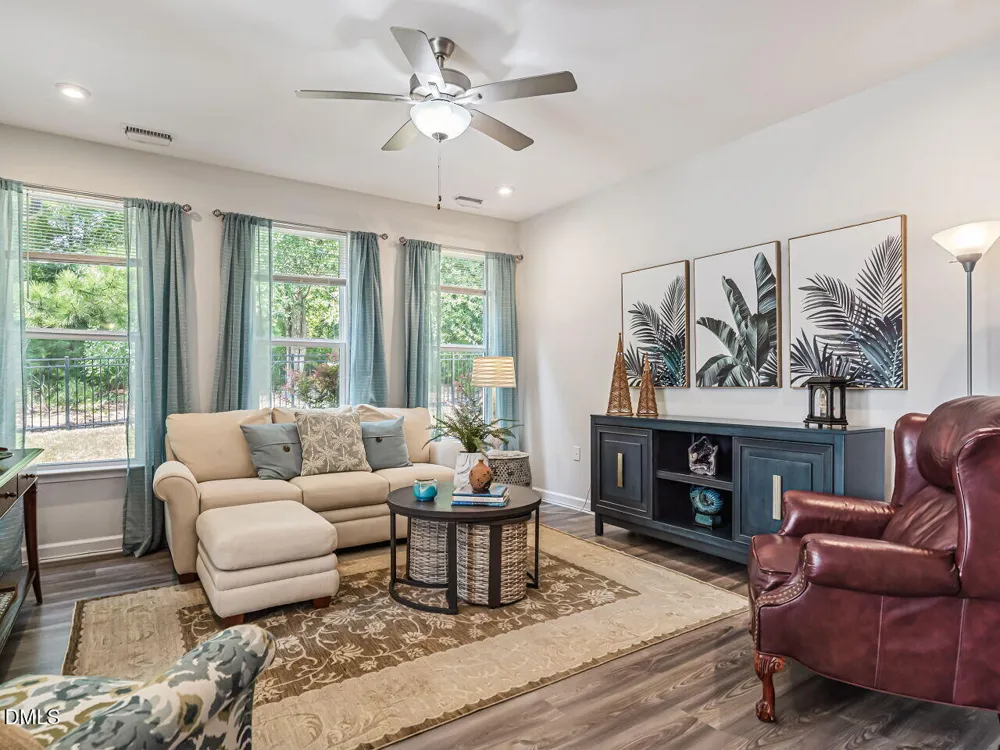 816 Logan Meadow Court Fuquay Varina, NC 27526