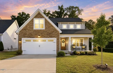 35 Deacon Ridge Lane