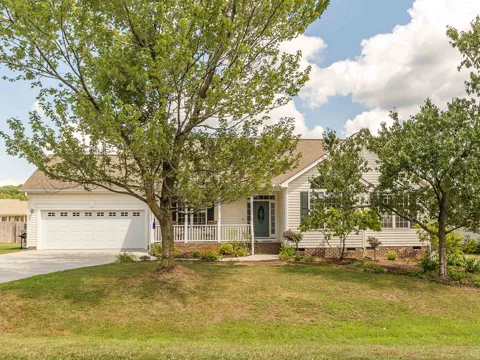 75 Glen Oaks Drive