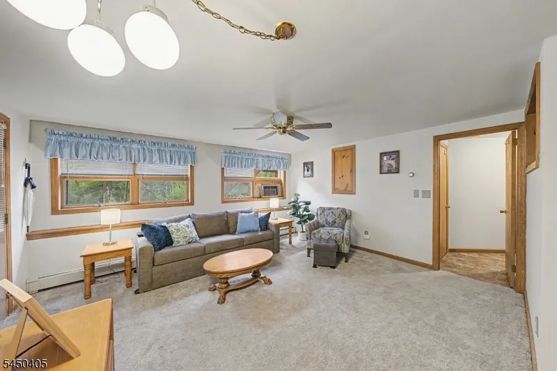 21 Shawnee Trl Sparta, NJ 07871