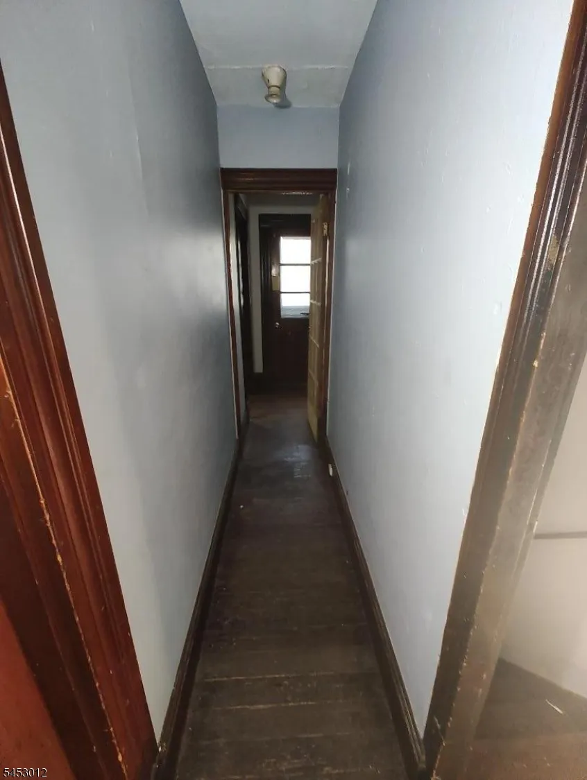 20 Grand Ave Washington, NJ 07882