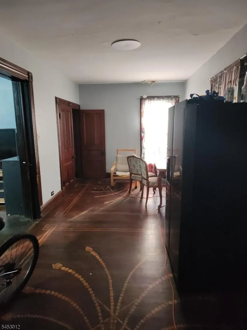 20 Grand Ave Washington, NJ 07882