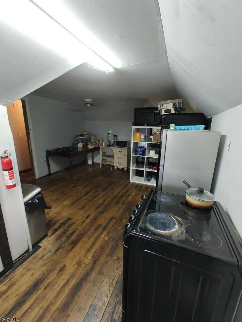 20 Grand Ave Washington, NJ 07882