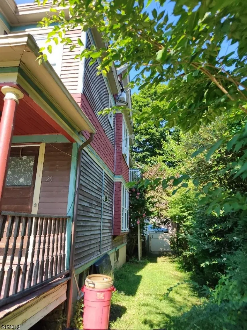 20 Grand Ave Washington, NJ 07882