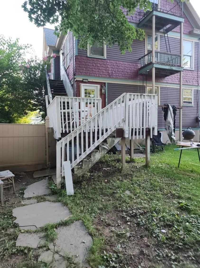 20 Grand Ave Washington, NJ 07882