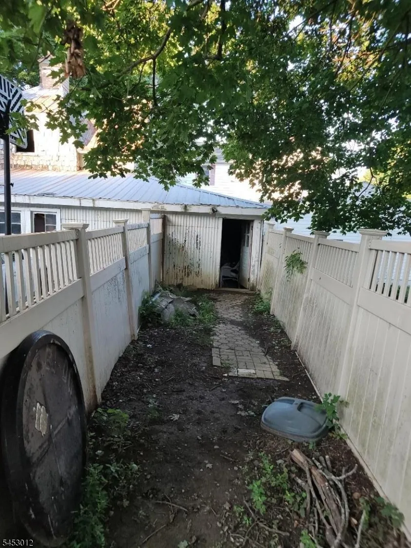 20 Grand Ave Washington, NJ 07882