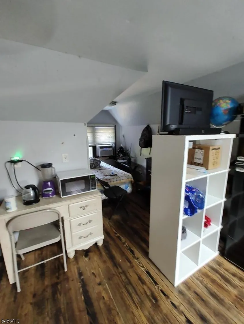 20 Grand Ave Washington, NJ 07882
