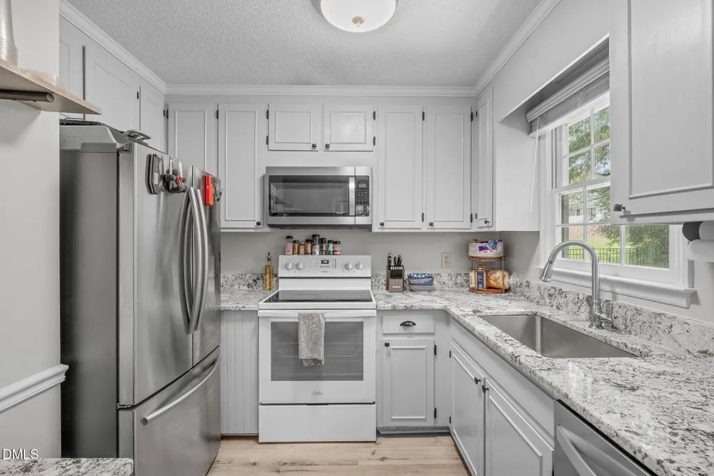 4625 Plum Blossum Drive Knightdale, NC 27545