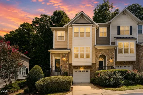 6140 Braidwood Court