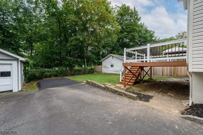 58 Yantecaw Ave Bloomfield, NJ 07003