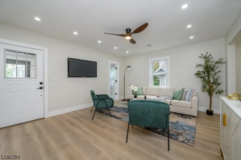 58 Yantecaw Ave Bloomfield, NJ 07003
