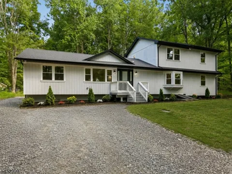 7 Winding Way