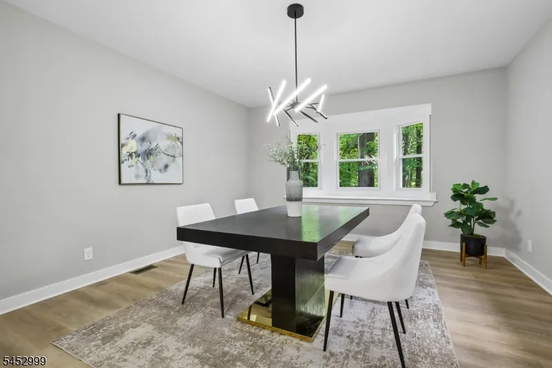7 Winding Way Vernon, NJ 07461