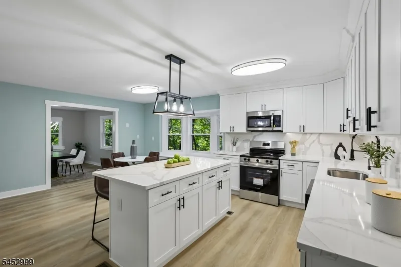 7 Winding Way Vernon, NJ 07461