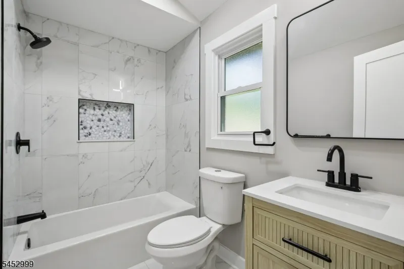 7 Winding Way Vernon, NJ 07461