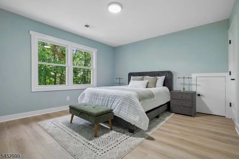 7 Winding Way Vernon, NJ 07461