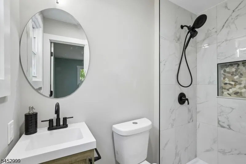 7 Winding Way Vernon, NJ 07461