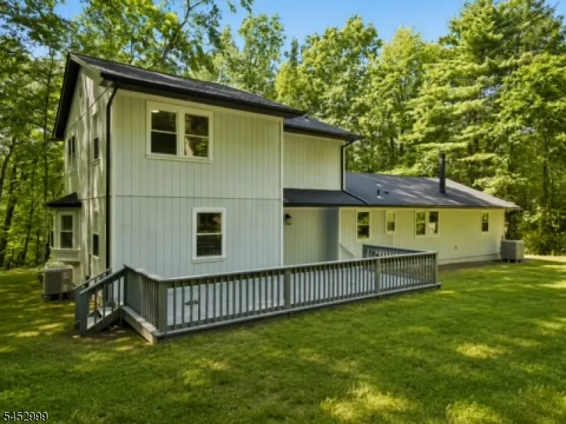 7 Winding Way Vernon, NJ 07461