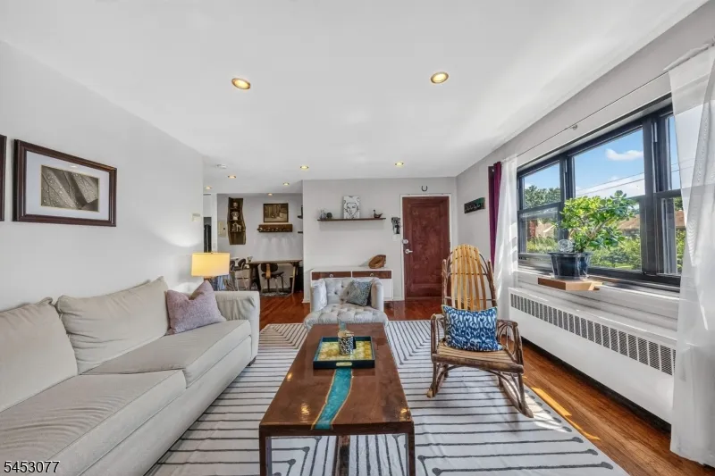 53 Sandra Circle #2 Unit 2 Westfield Town, NJ 07090