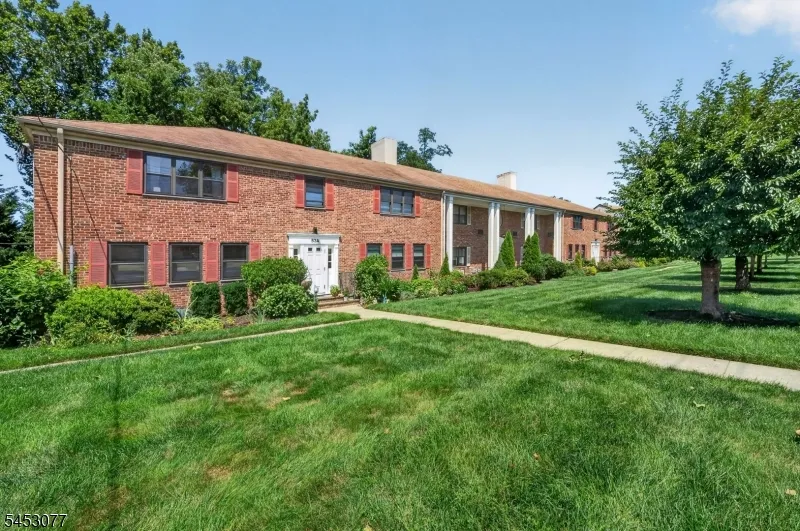53 Sandra Circle #2 Unit 2 Westfield Town, NJ 07090