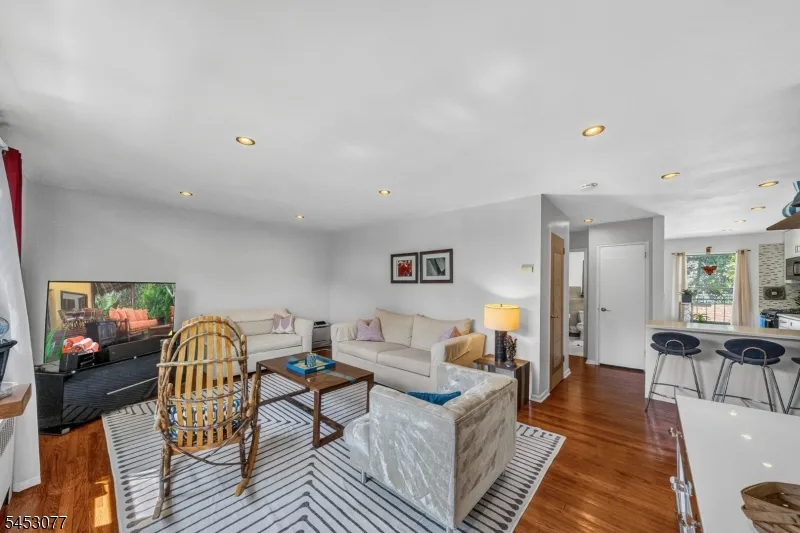 53 Sandra Circle #2 Unit 2 Westfield Town, NJ 07090