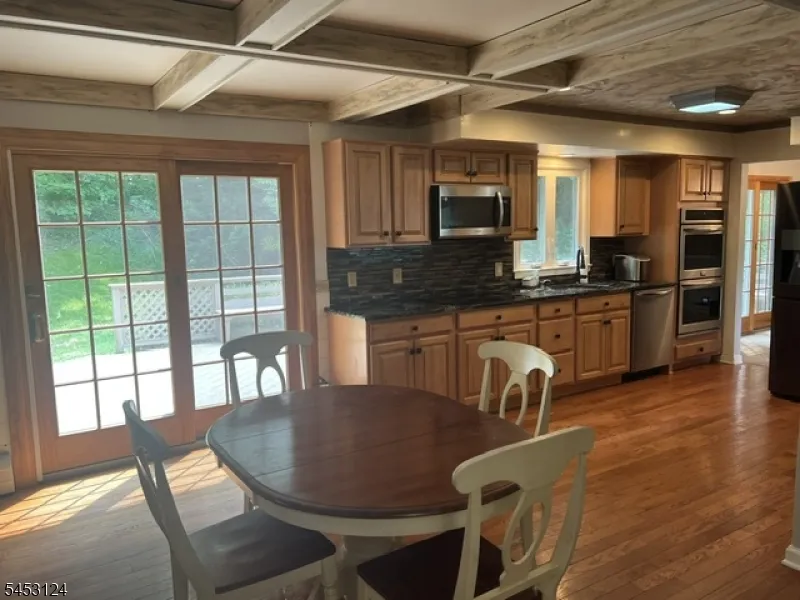 24 Tallahatchie Dr Vernon, NJ 07461