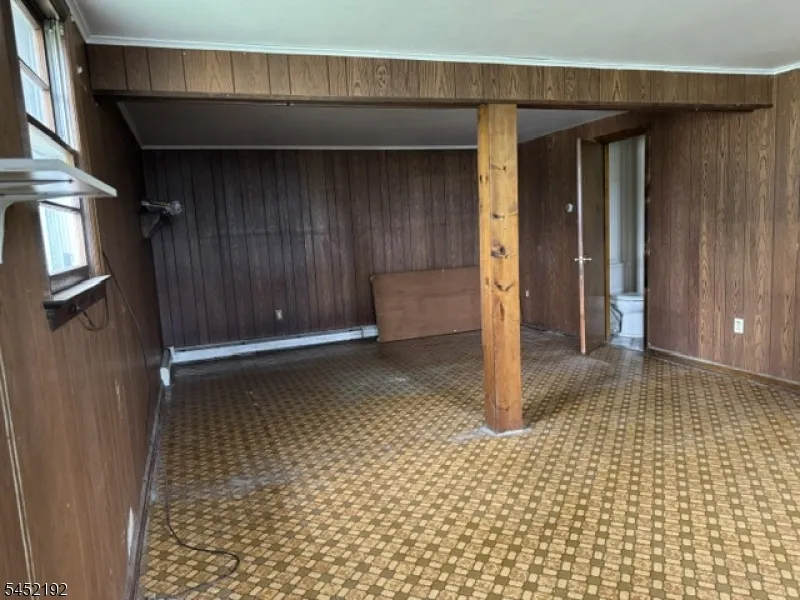 20 Pearl Pl Butler, NJ 07405