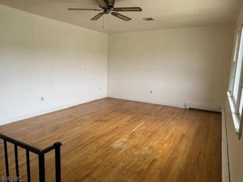 20 Pearl Pl Butler, NJ 07405