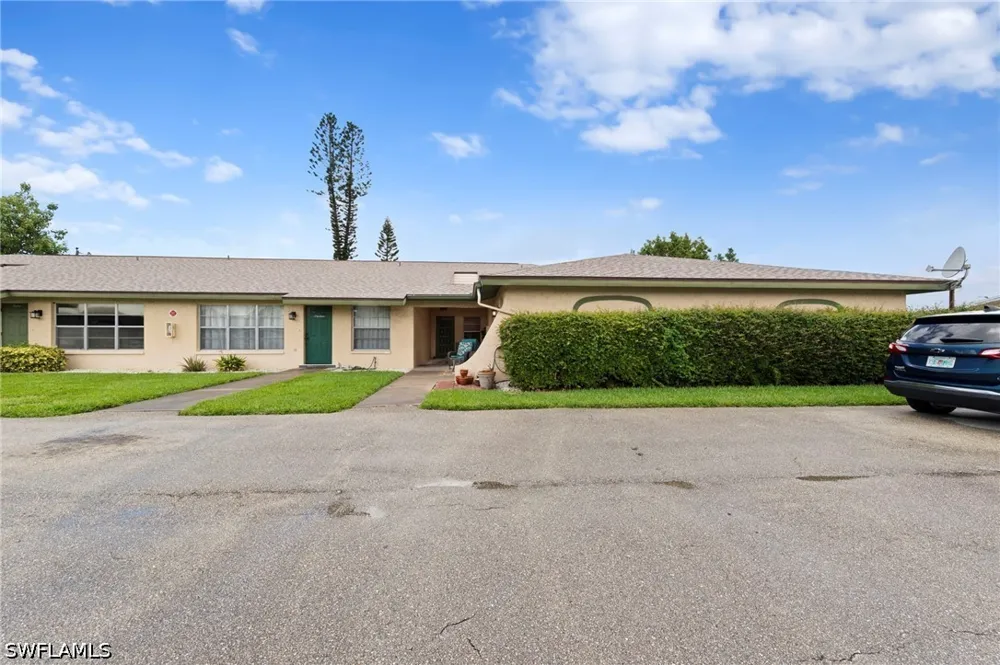 SE 4th Place #15 Cape Coral, FL 33904