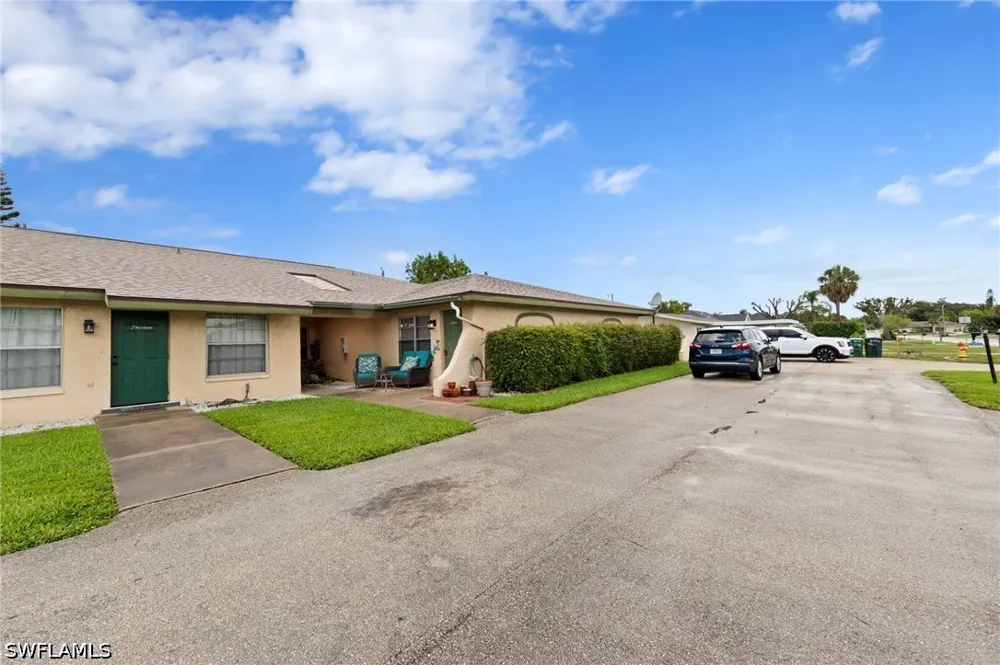 SE 4th Place #15 Cape Coral, FL 33904