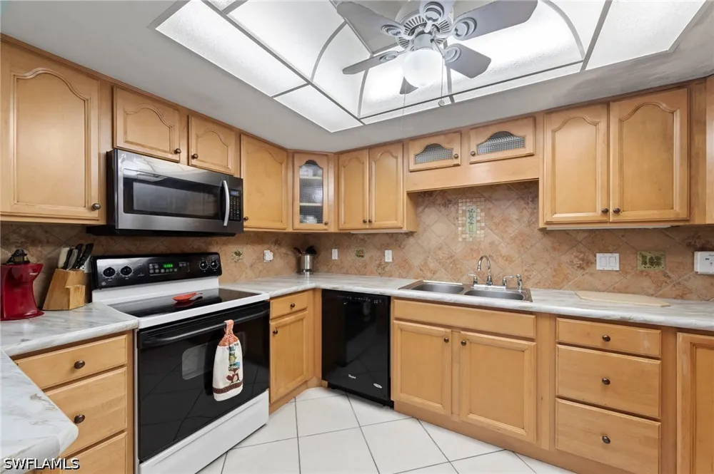 SE 4th Place #15 Cape Coral, FL 33904