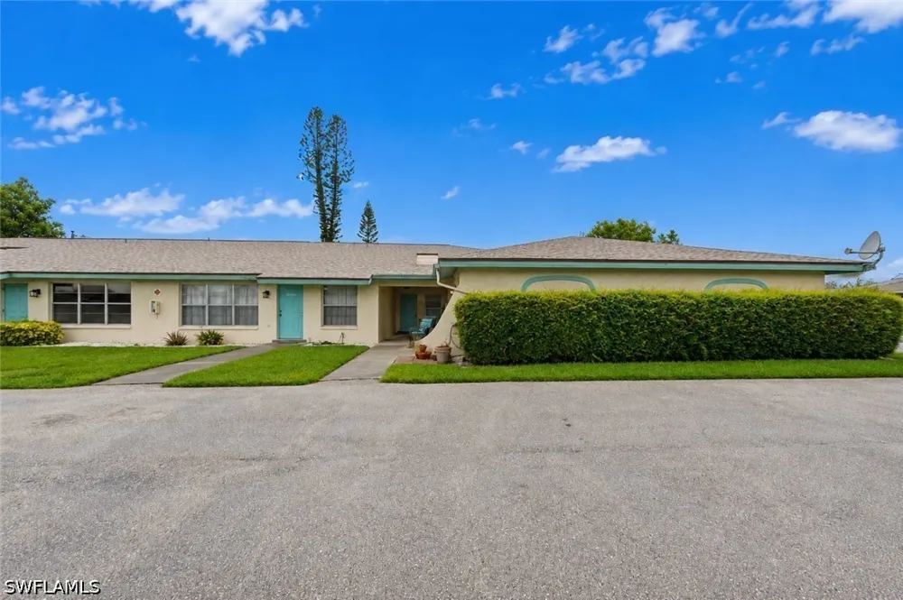 SE 4th Place #15 Cape Coral, FL 33904