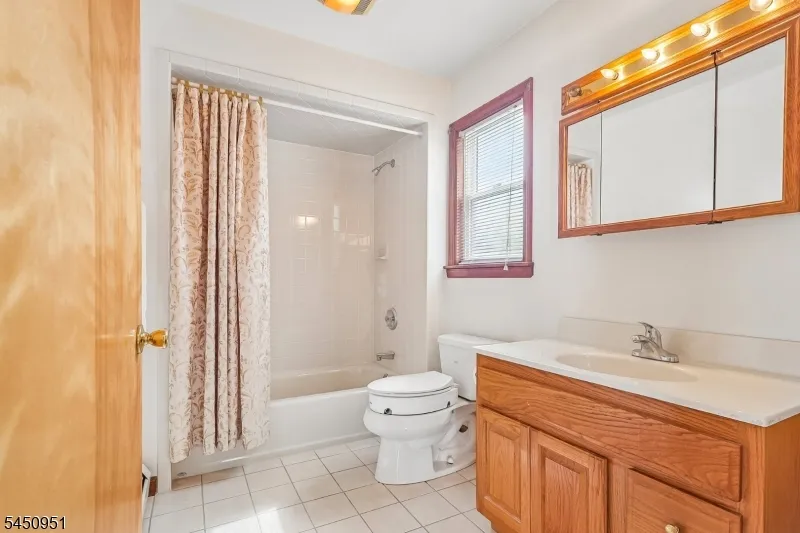 1120 Madison Hill Rd Clark, NJ 07066