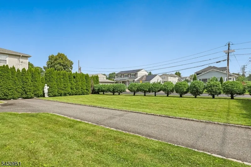 1120 Madison Hill Rd Clark, NJ 07066