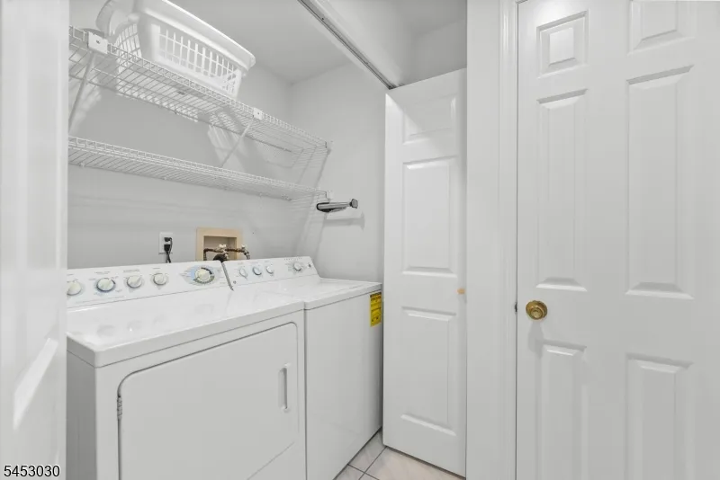 239 Westervelt Ln Mahwah, NJ 07430