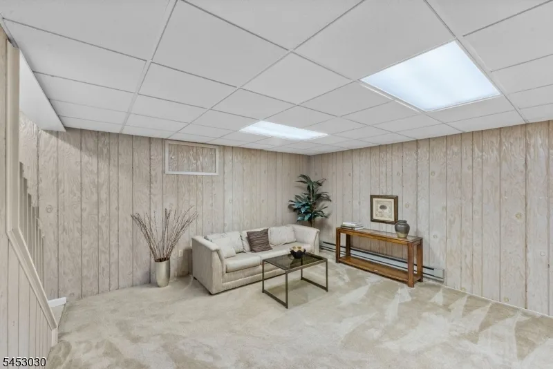 239 Westervelt Ln Mahwah, NJ 07430